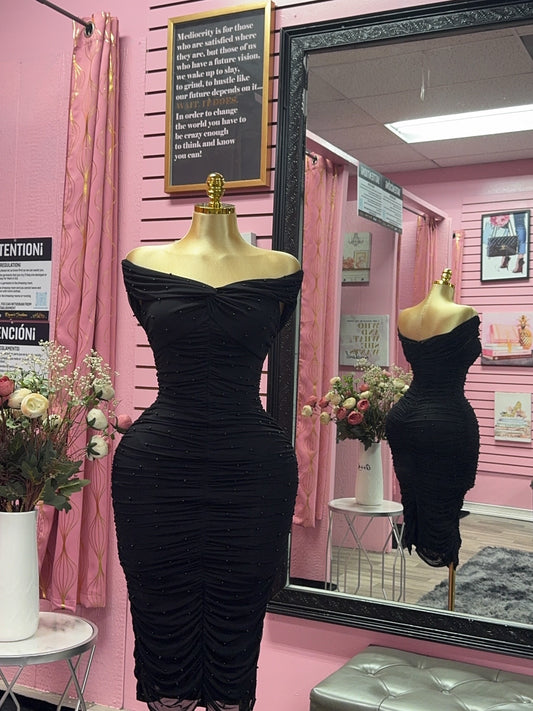 Ana beautiful dress